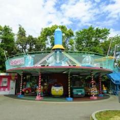 福岡市動物園遊戯施設のアストロメリーの写真